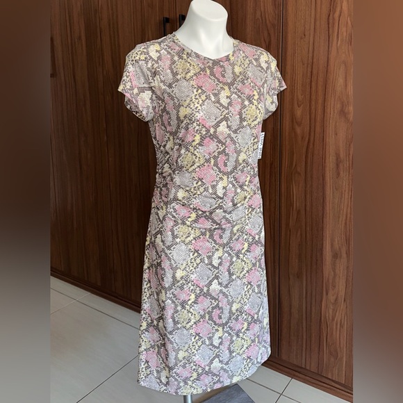 NWT. Nine West Multi Snake Print Spring Dresses Size Medium - Picture 2 of 13